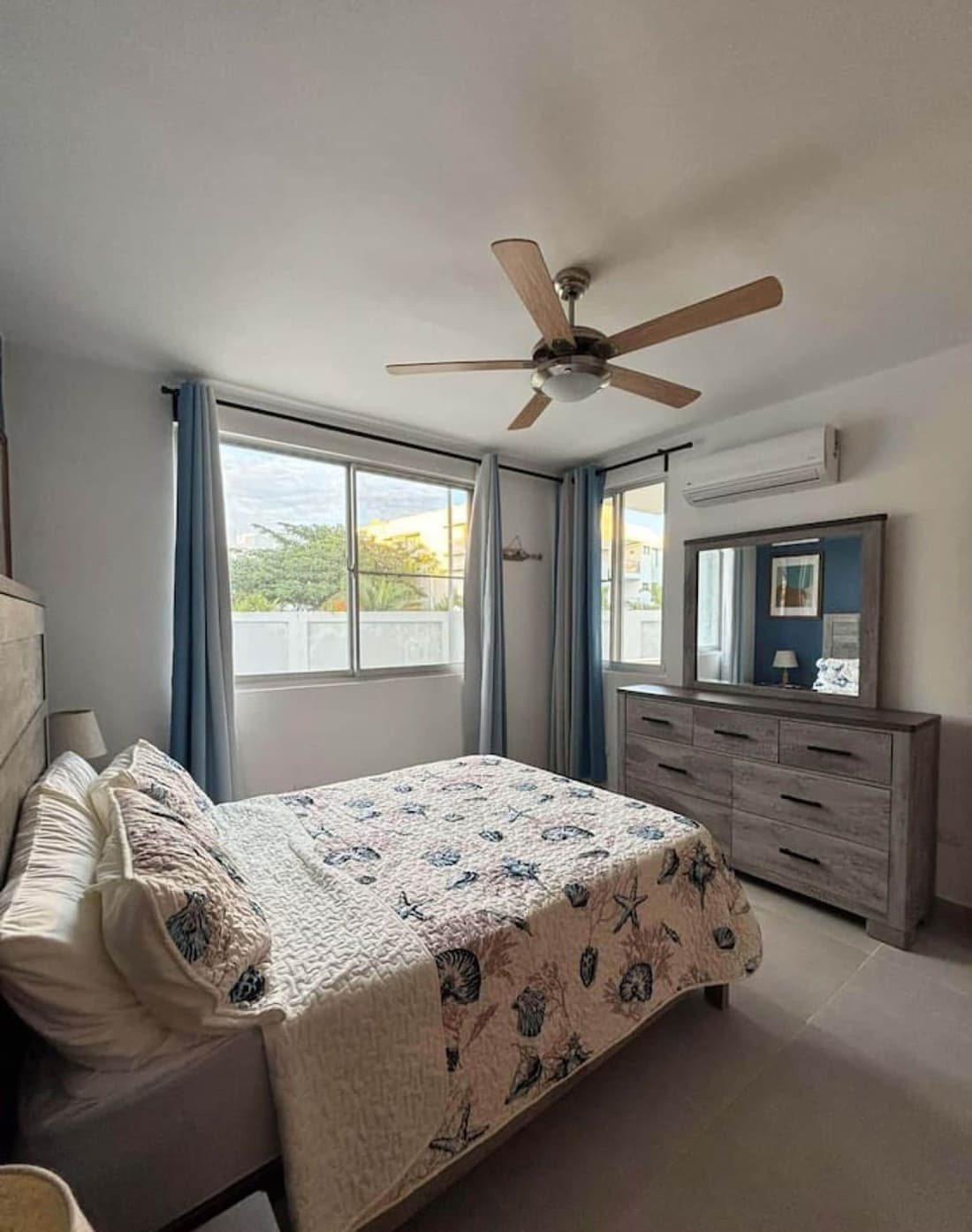 Modern 2BR Escape White Sands Beach Access