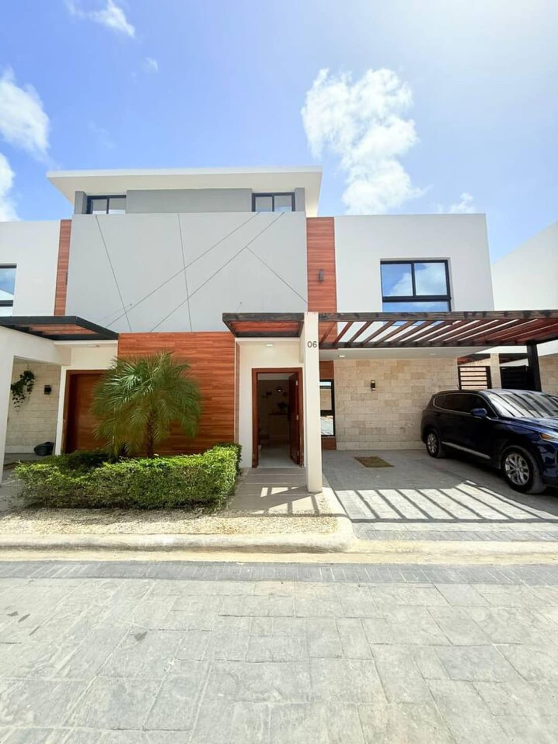 2-level Villa With Private Pool 3BR