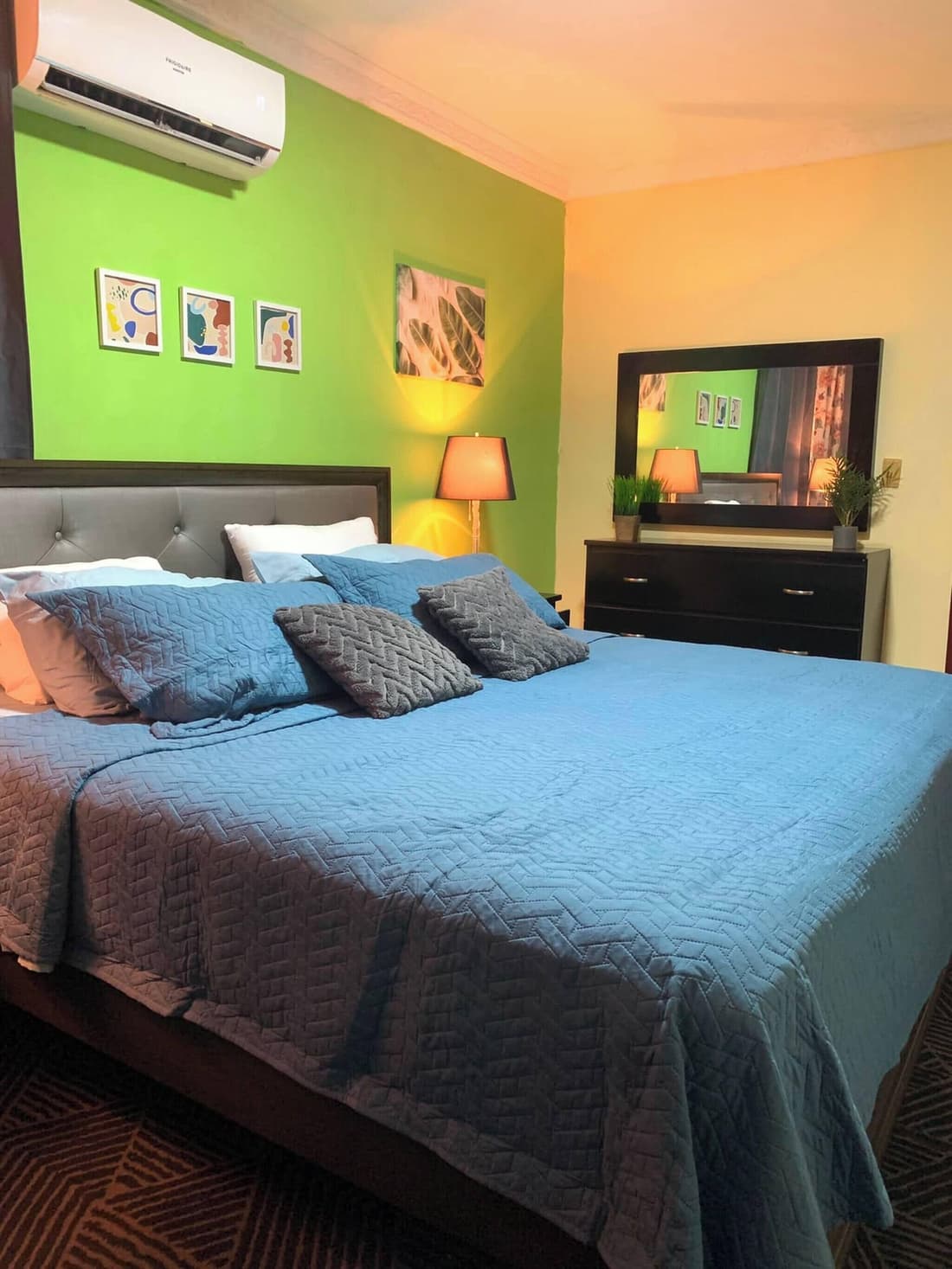 Spacious 3-bedroom Apartment in Central Santo Domingo Este