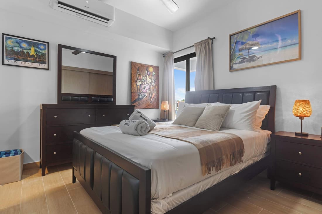 NOK Stylish 1BR Apartment With Rooftop Terrace BBQ By Vistacana Rentals