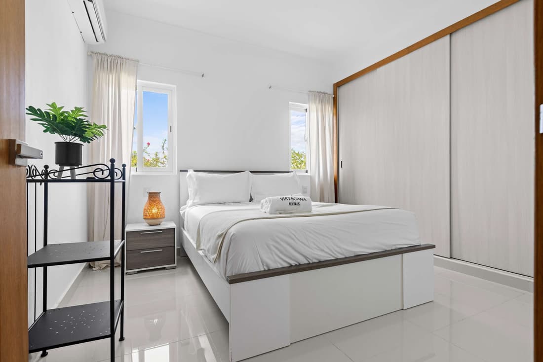 Modern 3BR Villa With Private Pool in Oasis del Lago by Vistacana Rentals