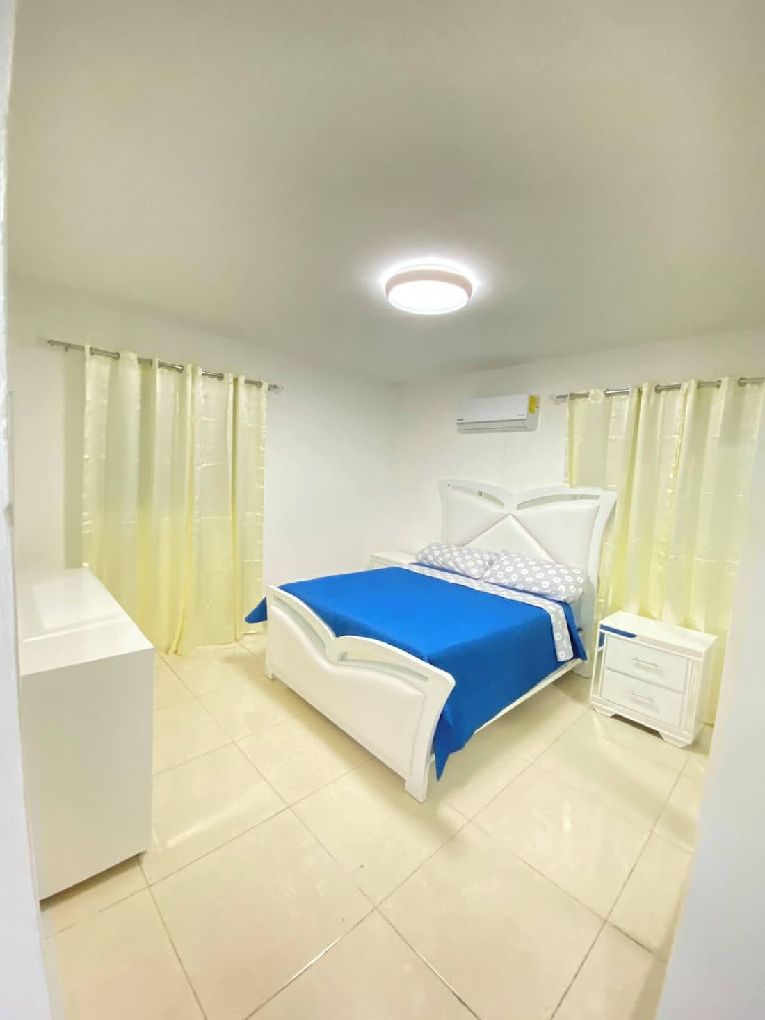 Apt 5 Stars, AC, Wifi, Parking, Under Haina RD