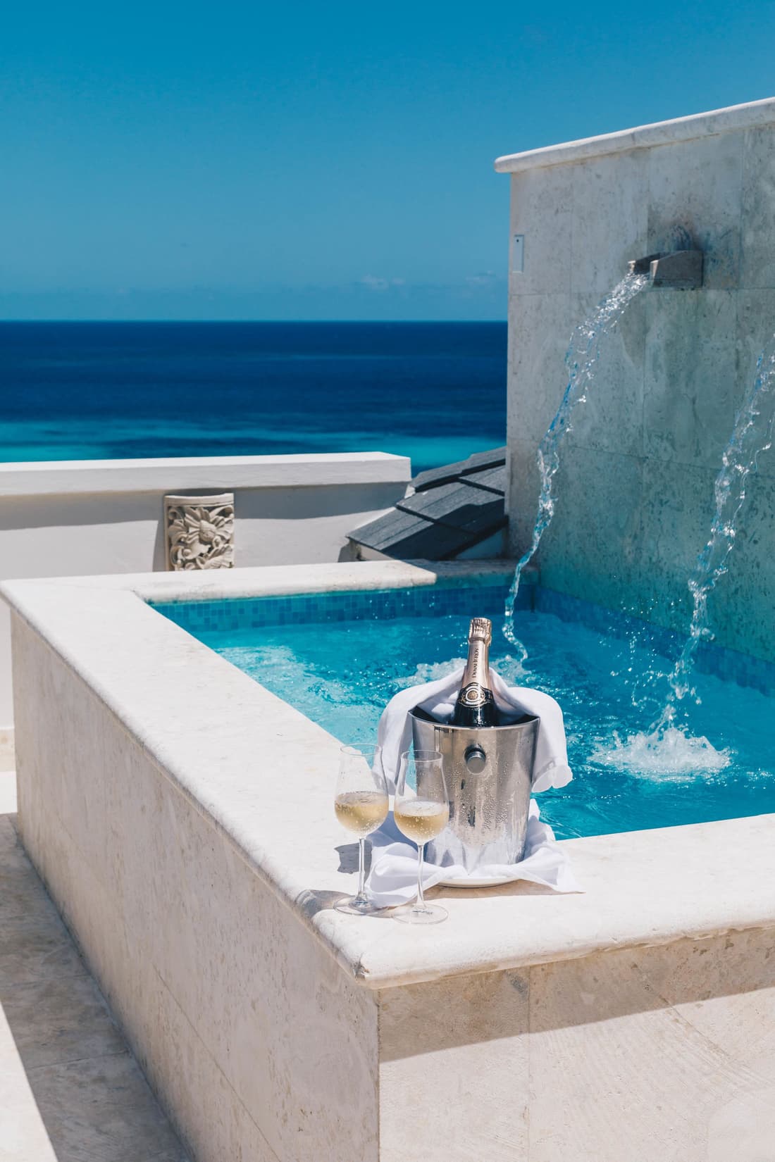 Zemi Beach House, LXR Hotels & Resorts