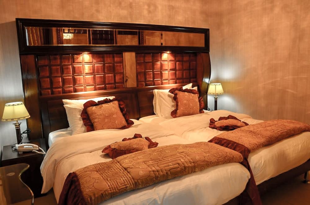 Jad Hotel Suites