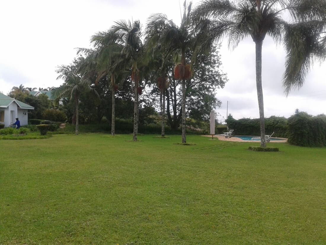 Sherwood's Country House