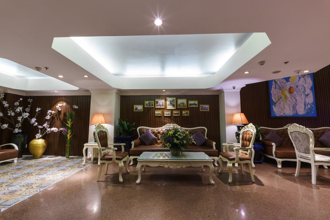 Roseland Corp Hotel