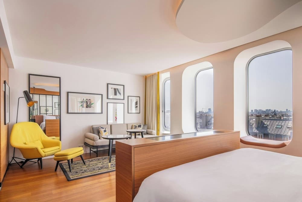 Renaissance Paris Republique Hotel
