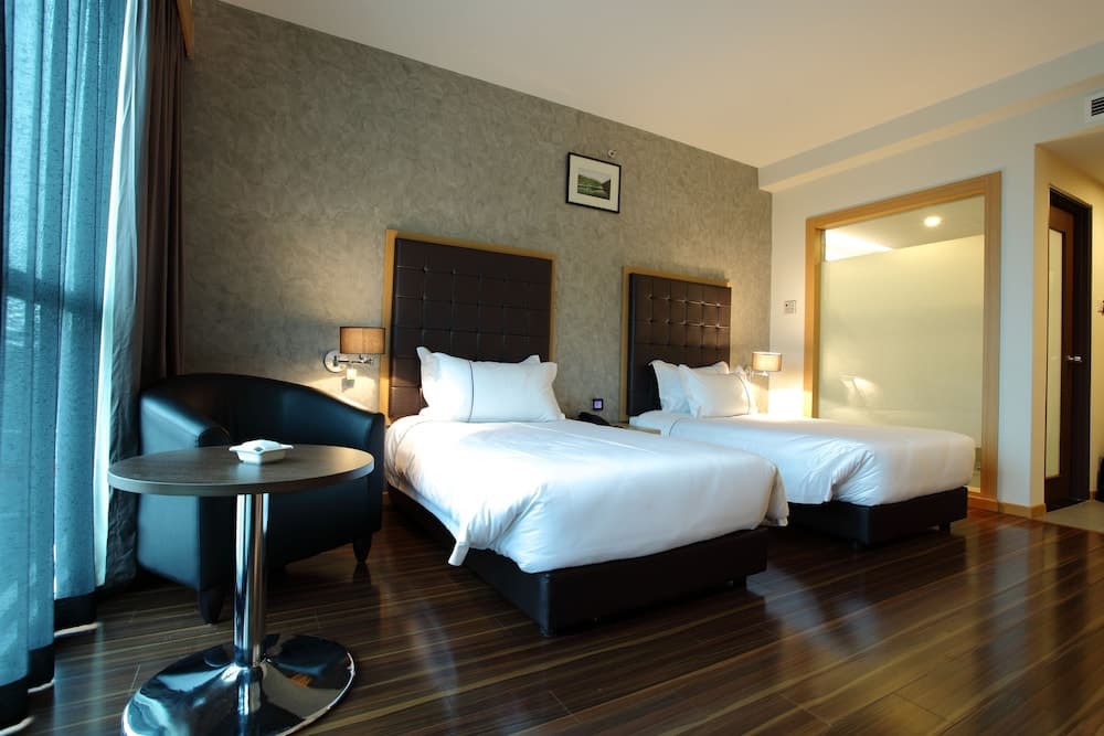 Symphony Suites