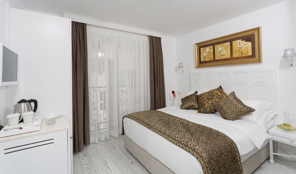 Wise Hotel Spa & Adult Only