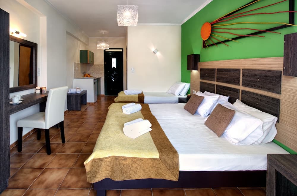 Acapulco Marinos Studios & Apartments