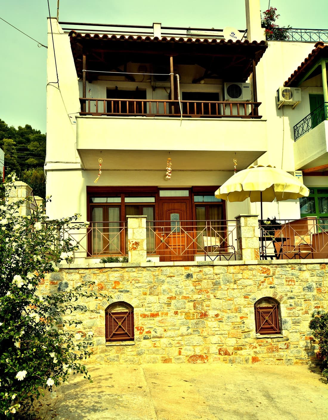 Nina Apartments