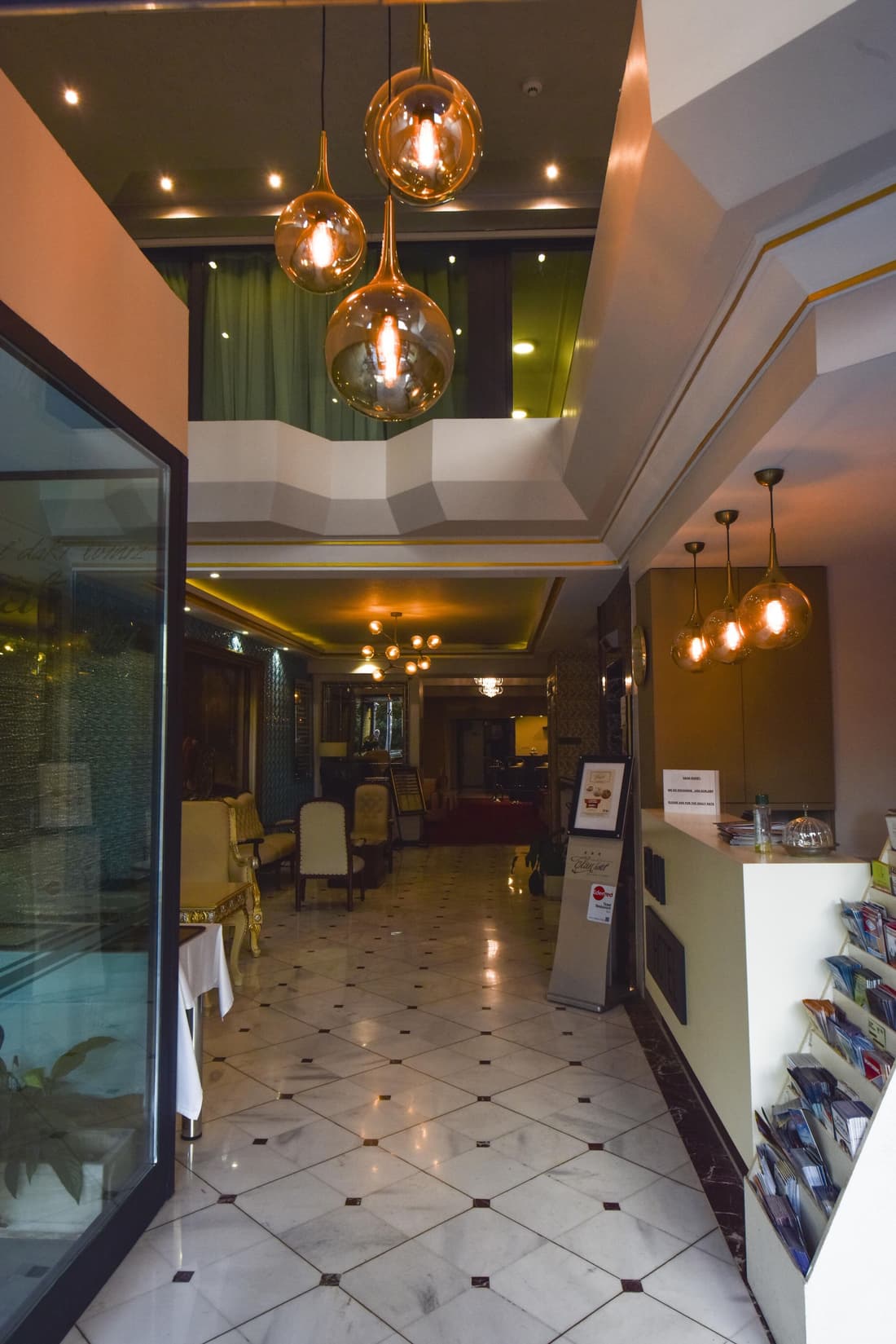 Elan Hotel