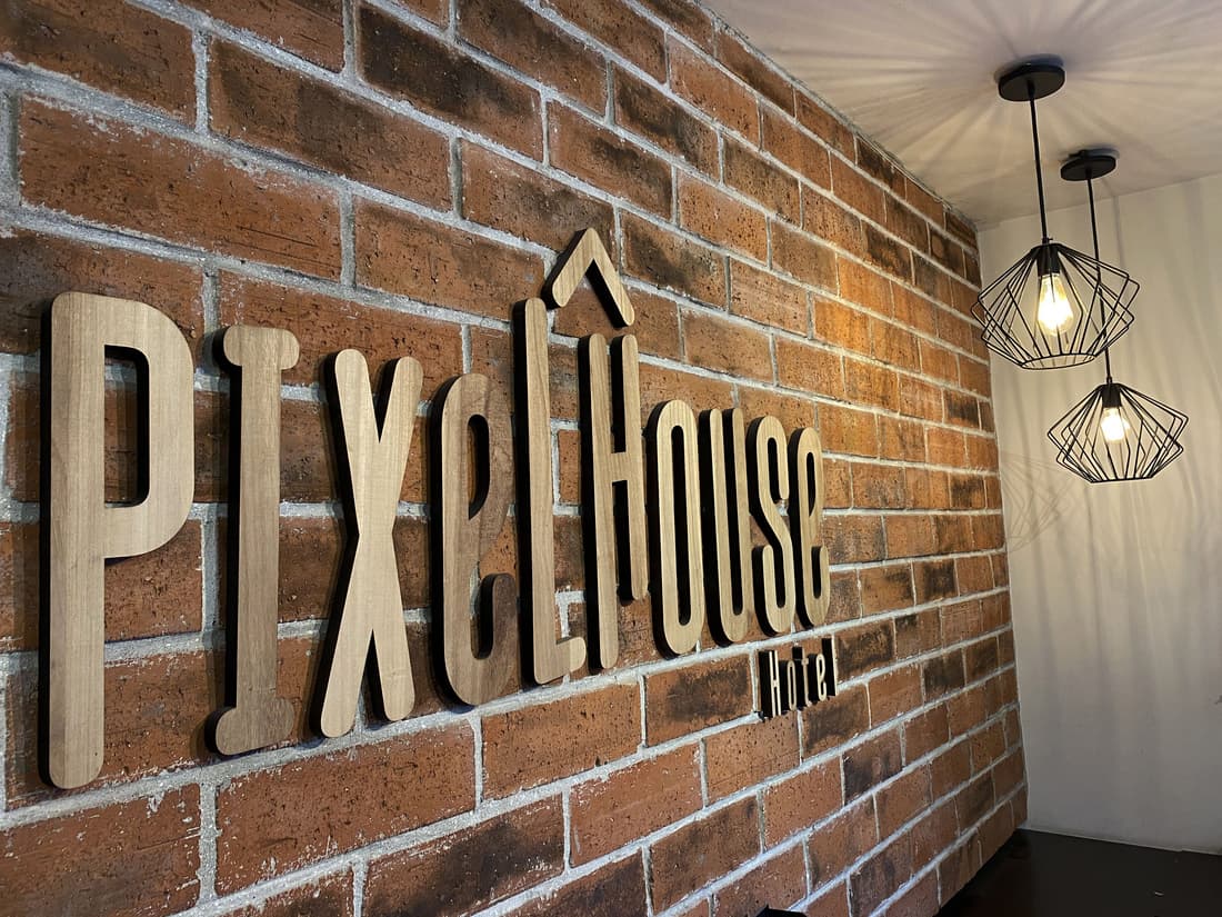 Ayenda 1224 Pixel House