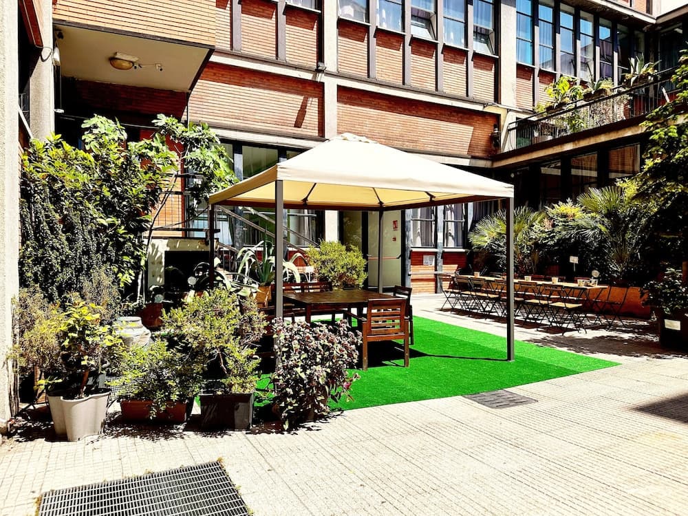 Mio Hostel