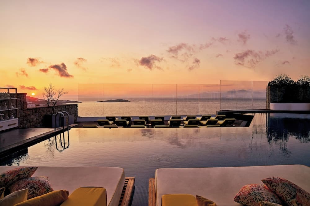 Myconian Korali Relais & Chateaux