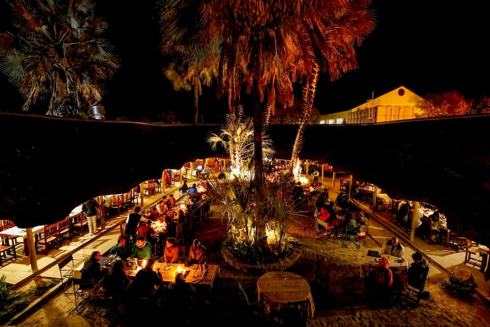 Mokoro Lodge