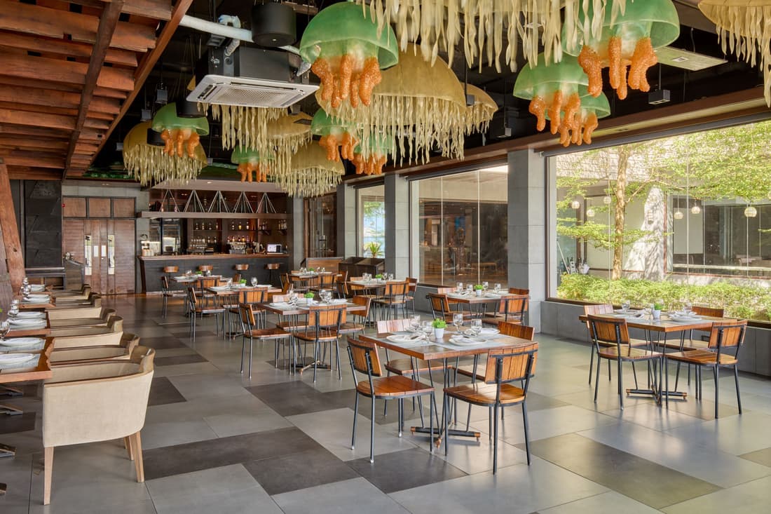 Two Seasons Coron Bayside Hotel