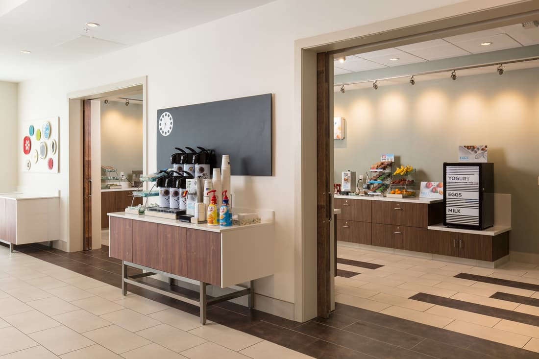 Holiday Inn Express Visalia Sequoia Gateway Area by IHG