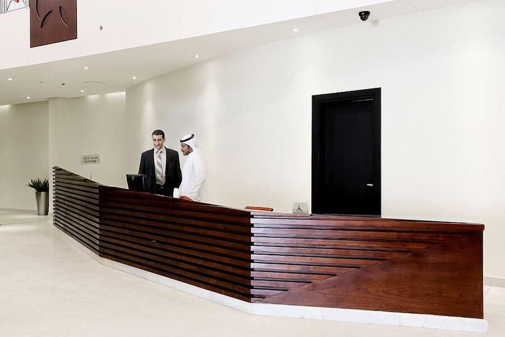 Grand Lily Hotel Suites