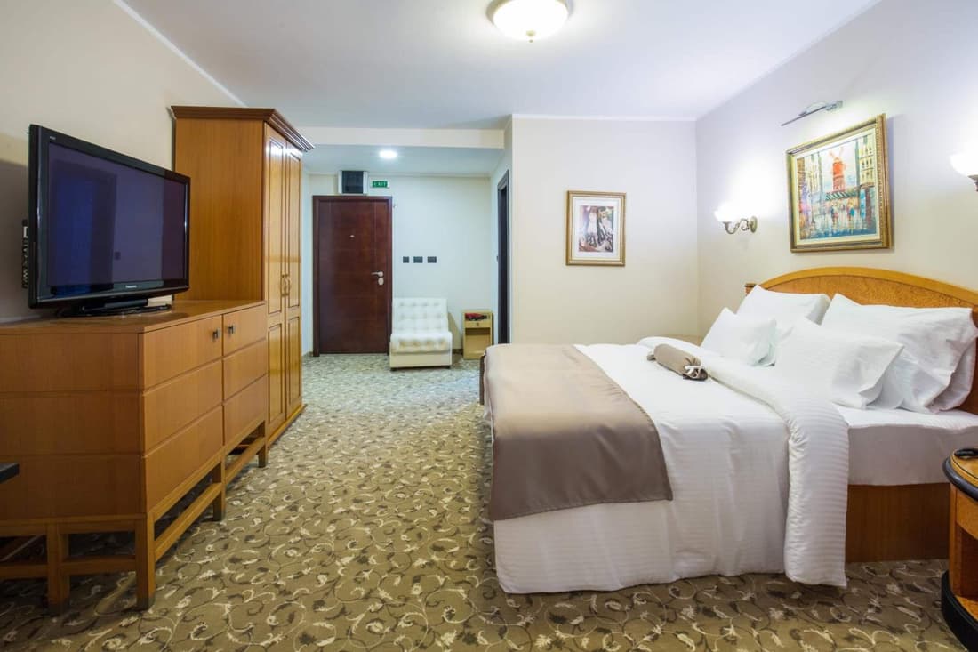 Sterling Hotel