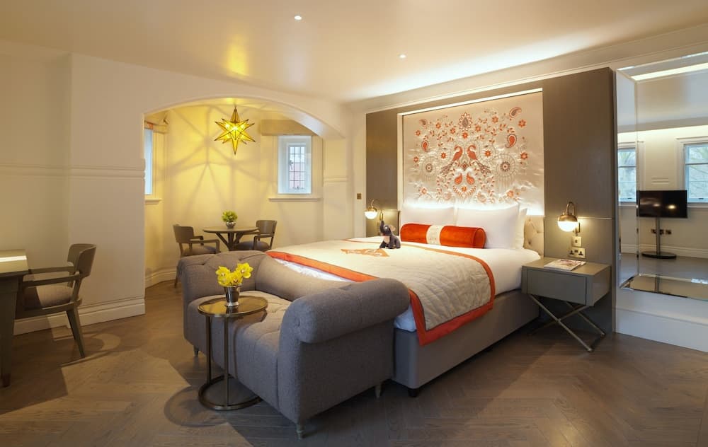 The Lalit London