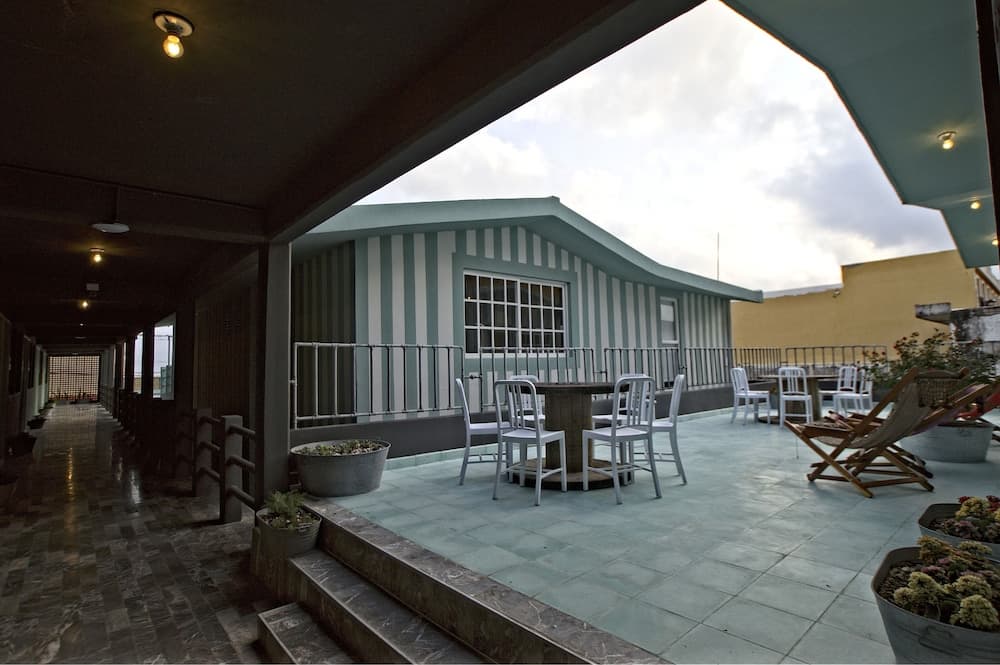 Mas Basico Hotel