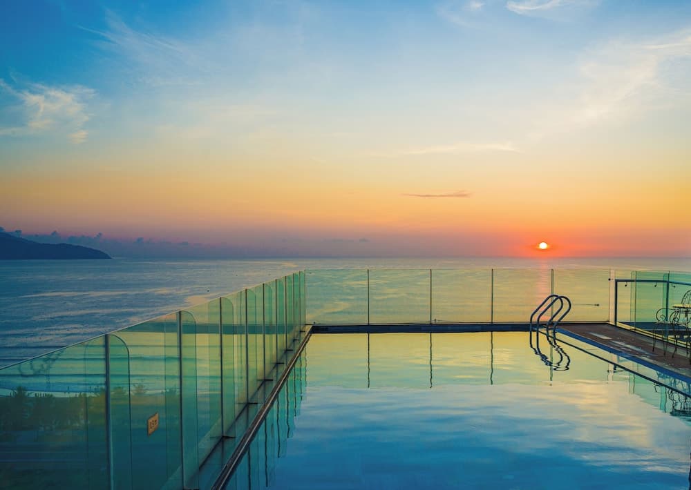 Alani Sea View Hotel