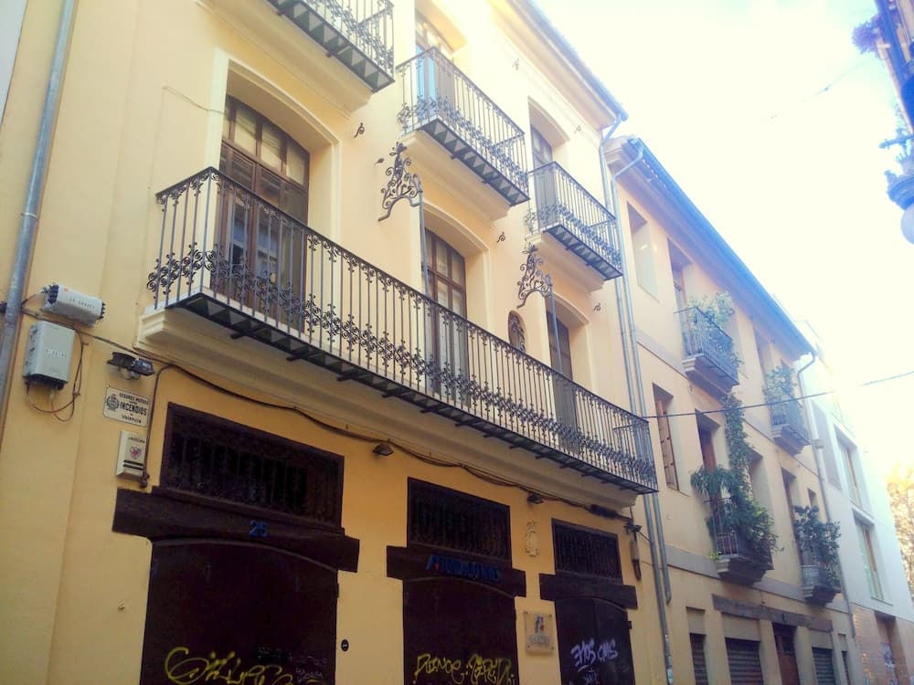 Up Town 25