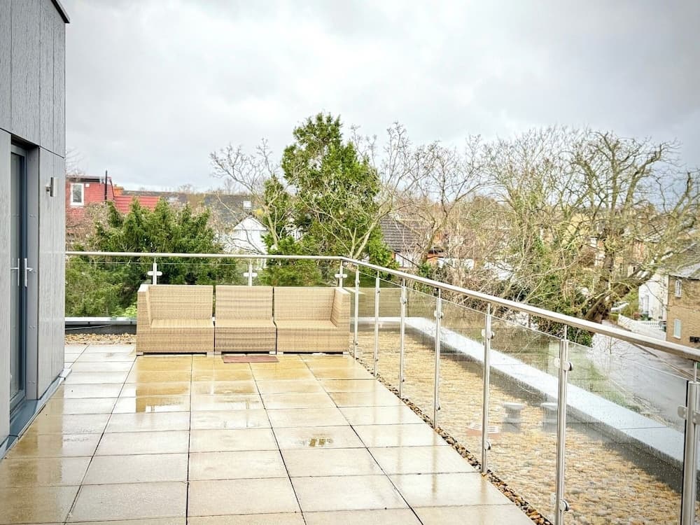 Hampton Suites Serviced Apartments