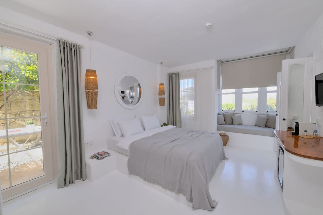 Peremere Alacati Hotel
