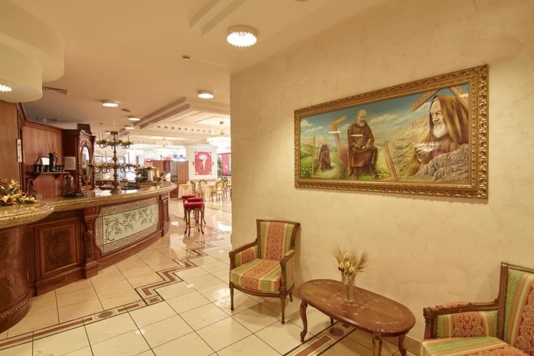 ALI HOTELS - Palace