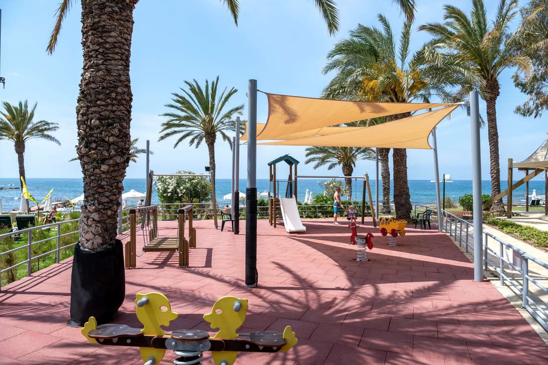 Constantinou Bros Athena Beach Hotel