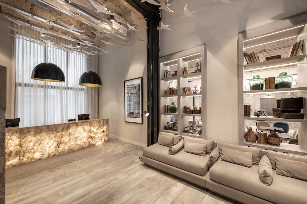 Efe Hotel & Cowork