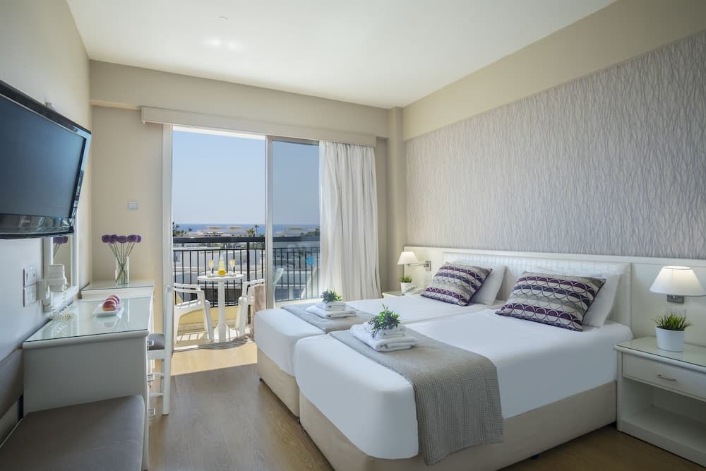 Pavlo Napa Beach Hotel