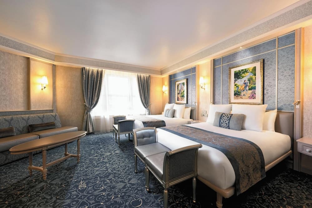 Disneyland® Hotel