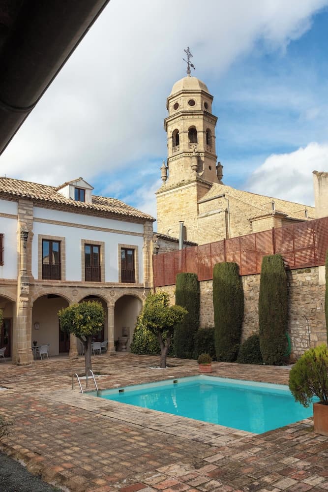 Hotel Puerta de la Luna
