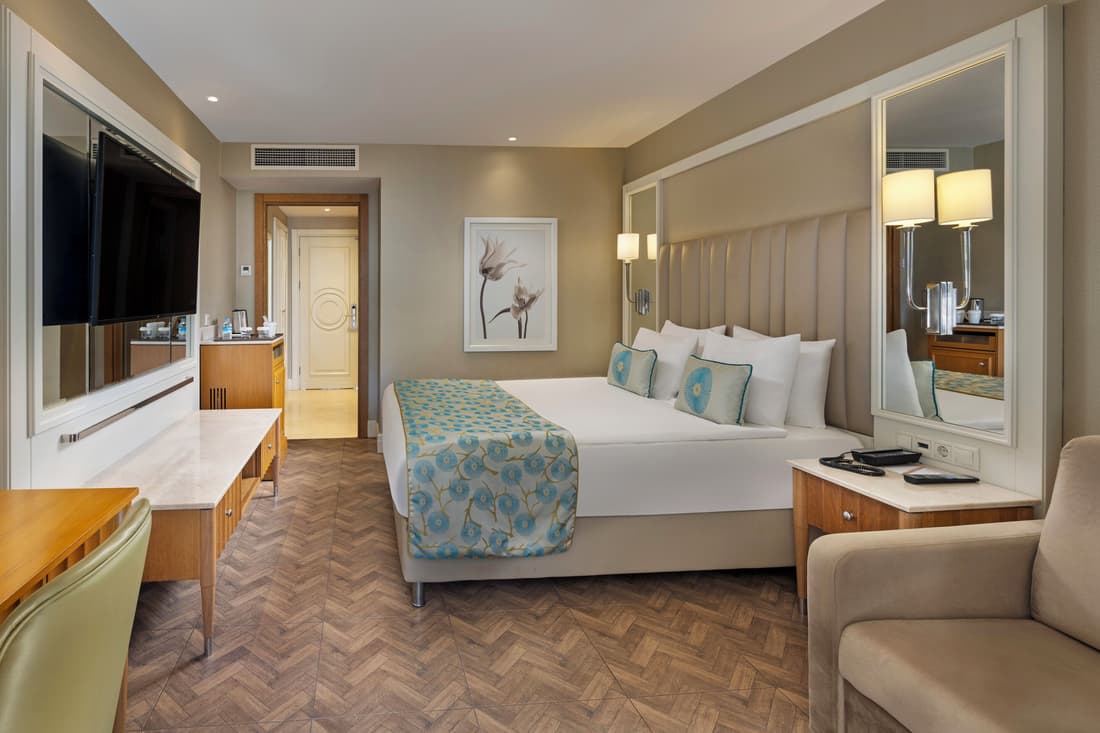 Titanic Deluxe Lara - All inclusive