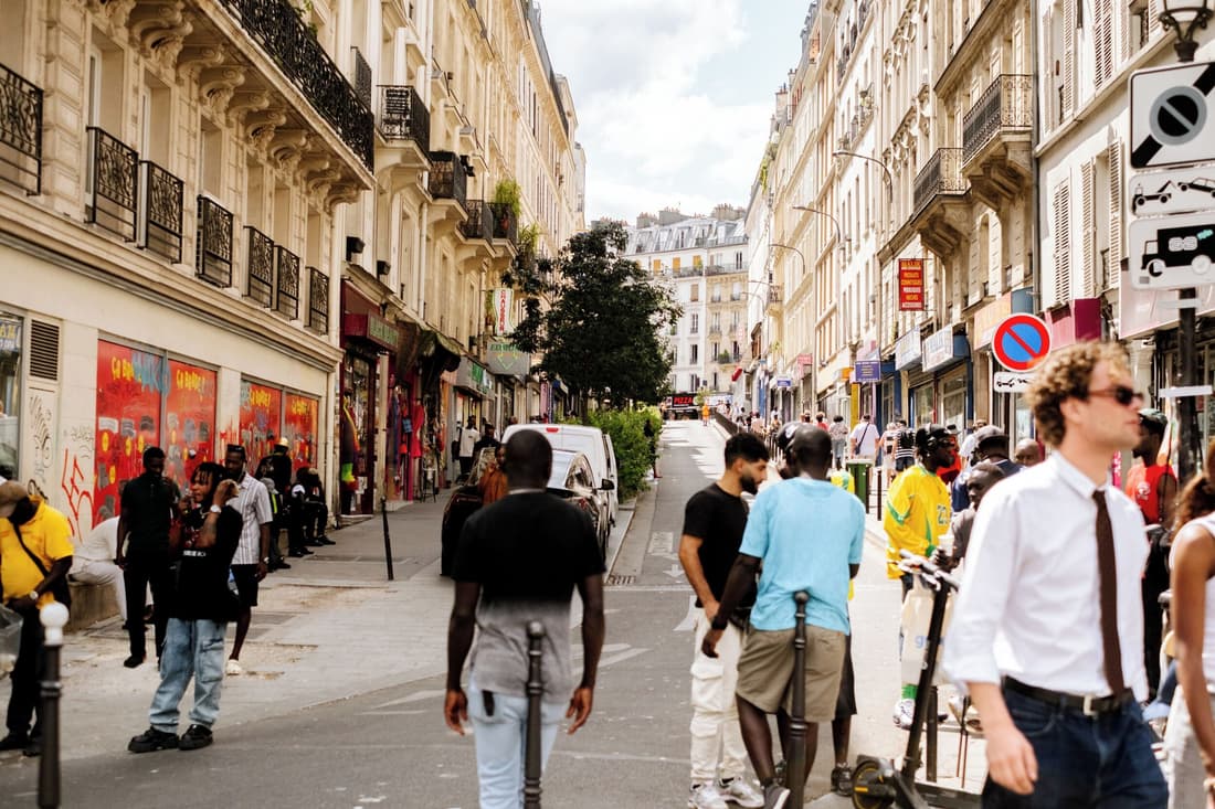 Glint Paris