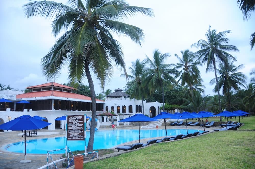 Jacaranda Indian Ocean Beach Resort