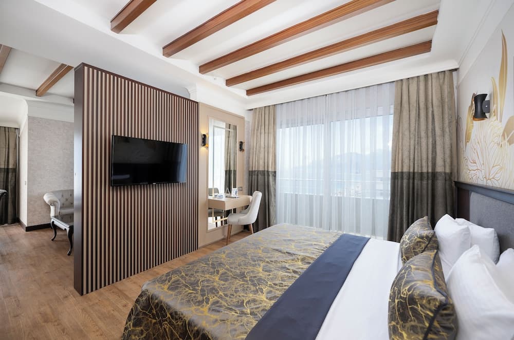 Porto Bello Hotel Resort & Spa