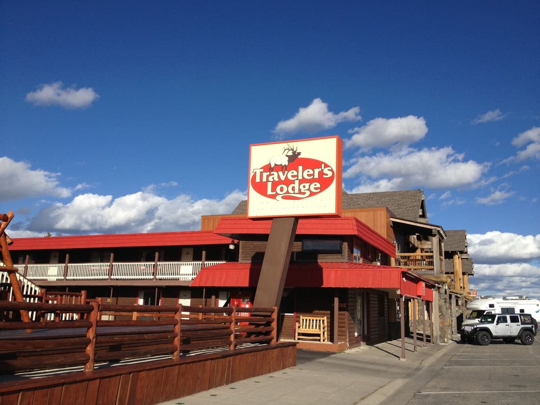 Traveler's Lodge