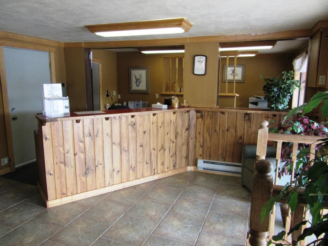 Traveler's Lodge