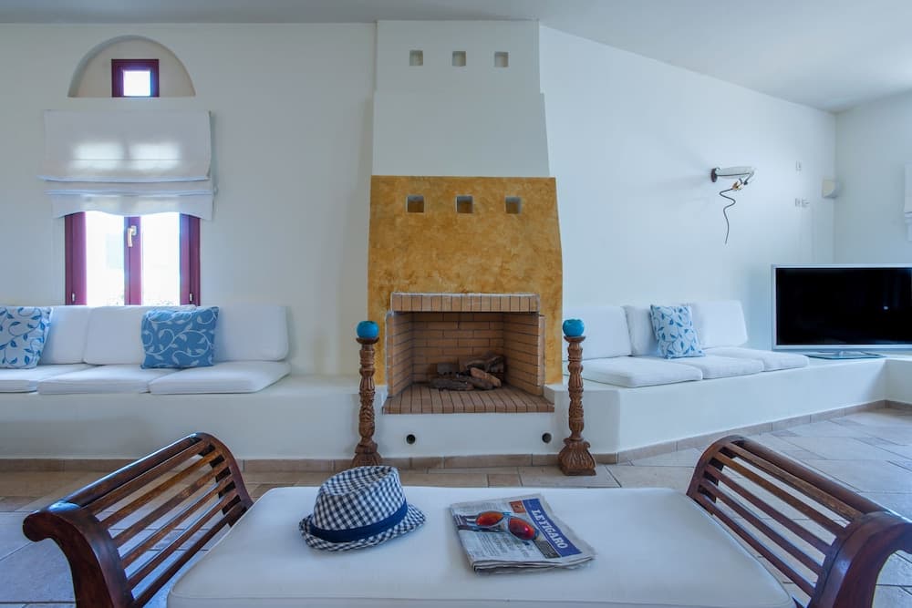 Naxos Palace Hotel