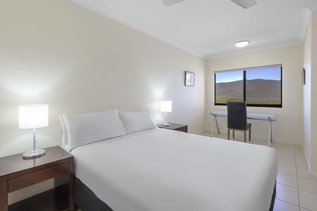 Piermonde Apartments - Cairns