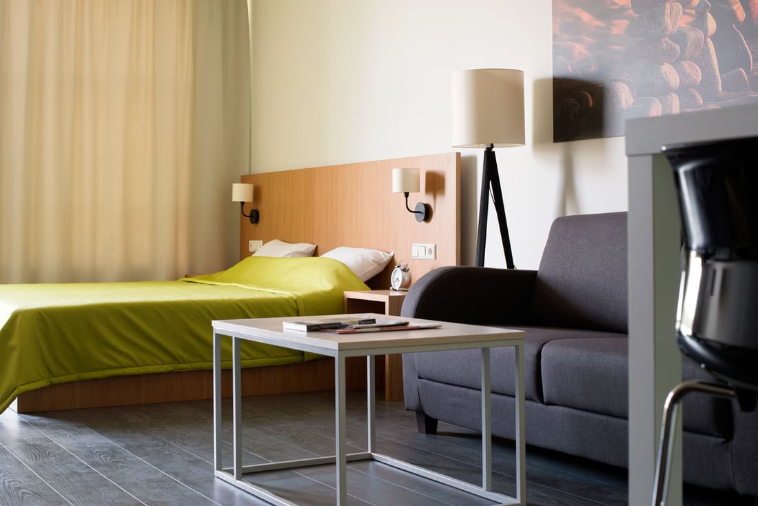 Go Hotel Shnelli
