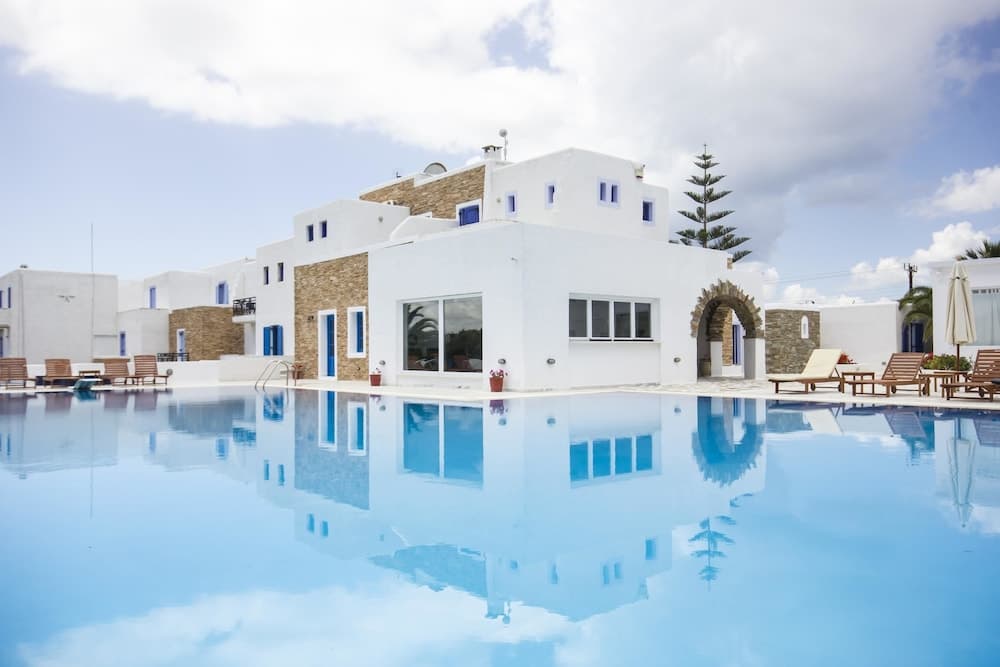 Naxos Holidays
