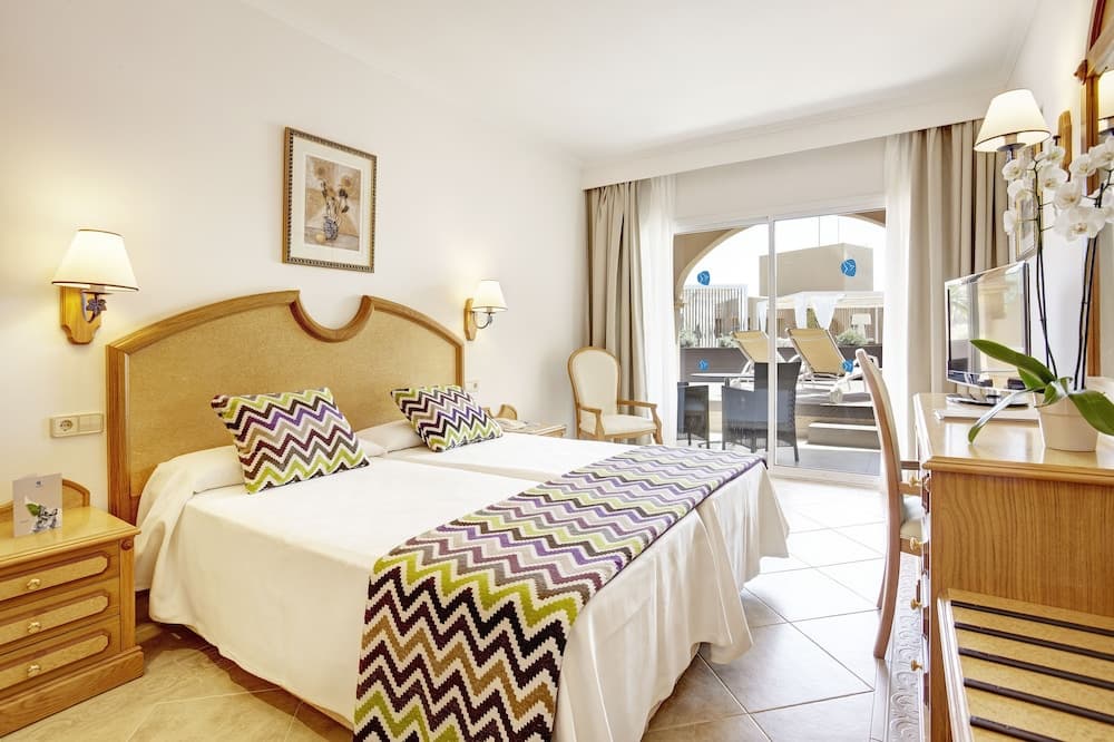 Grupotel Santa Eulària & Spa - Adults Only