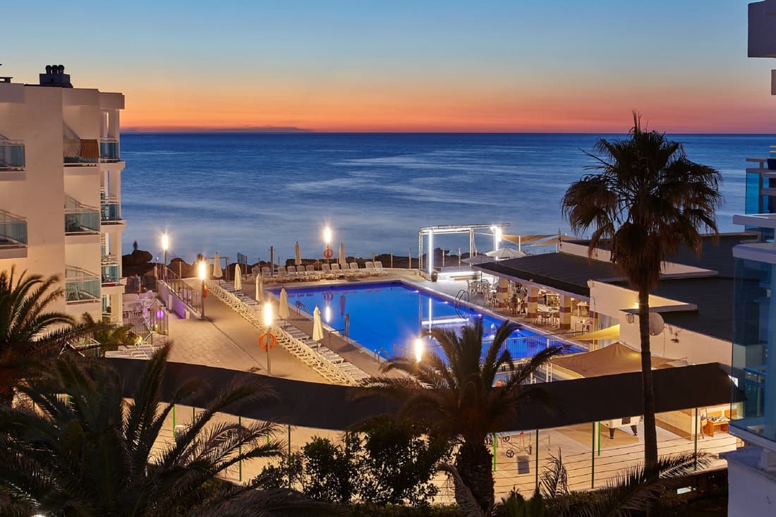 Nereida Aparthotel