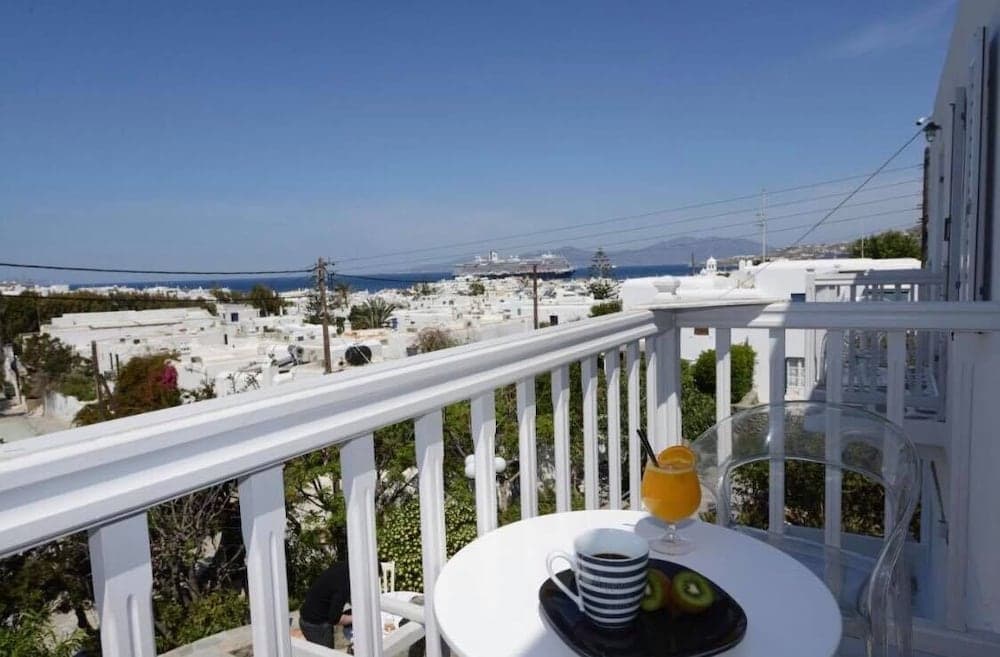 Elena Hotel