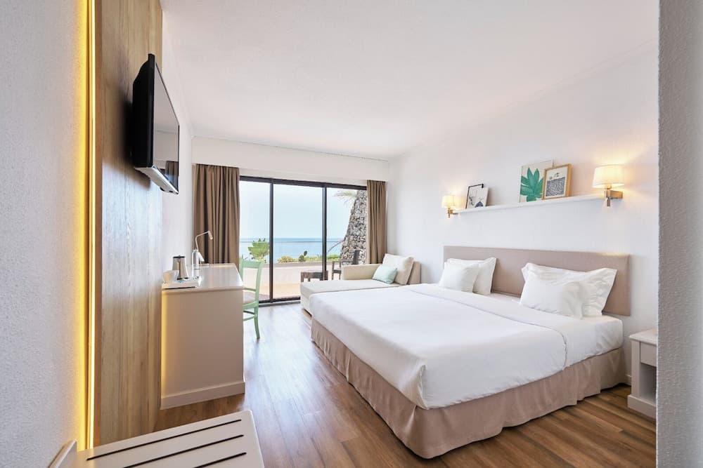 Caloura Hotel Resort